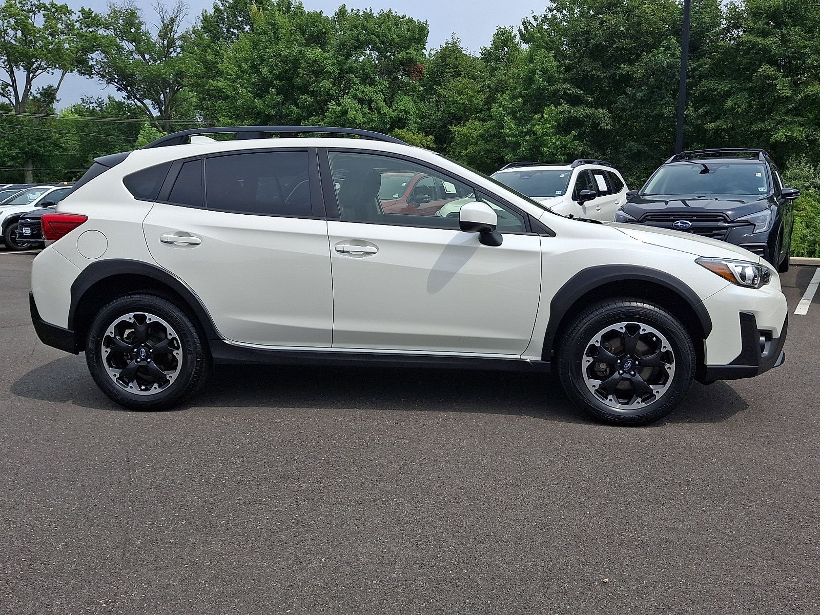 Certified 2023 Subaru Crosstrek 2.0i Premium AWD/4WD image 8