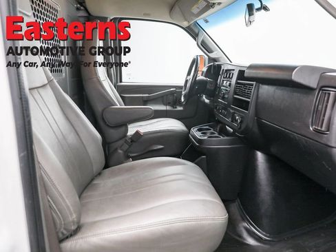 Used 2020 Chevrolet Express 2500 Work Van w/ Communications Package image 21