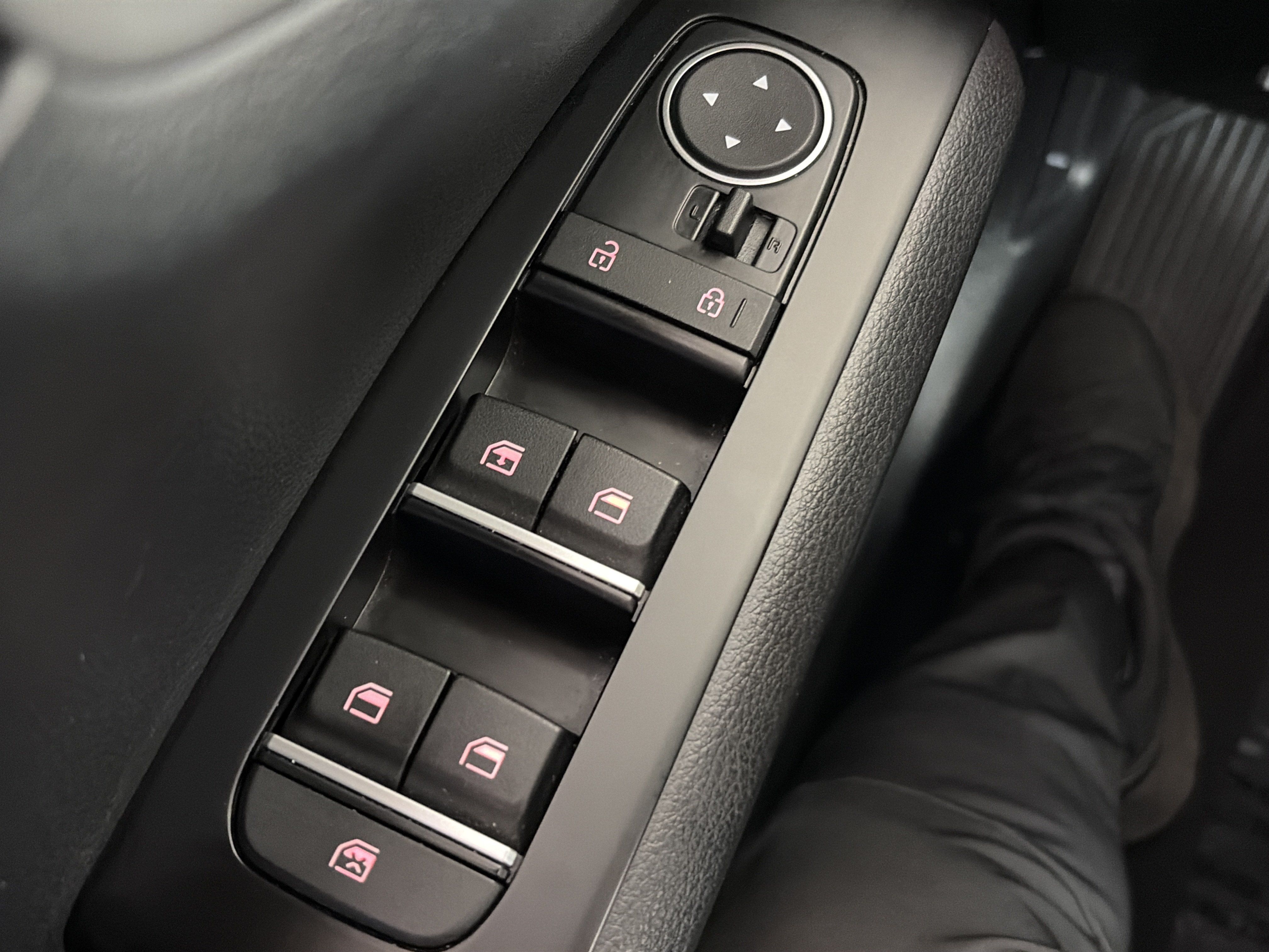Certified 2021 Kia Soul X-Line FWD image 28