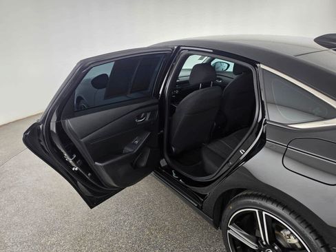 Used 2023 Honda Accord Sport image 15