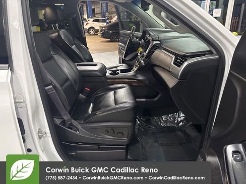 Used 2017 Chevrolet Suburban LT AWD/4WD image 37