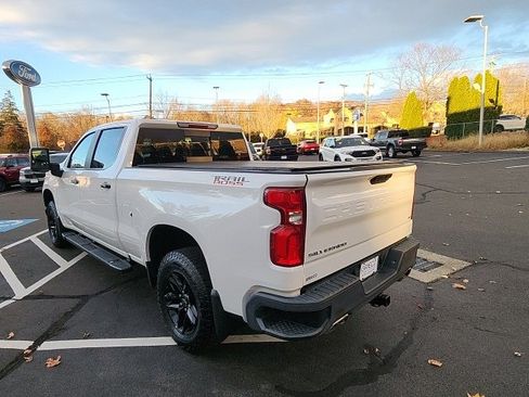 Used 2019 Chevrolet Silverado 1500 LT Trail Boss image 8