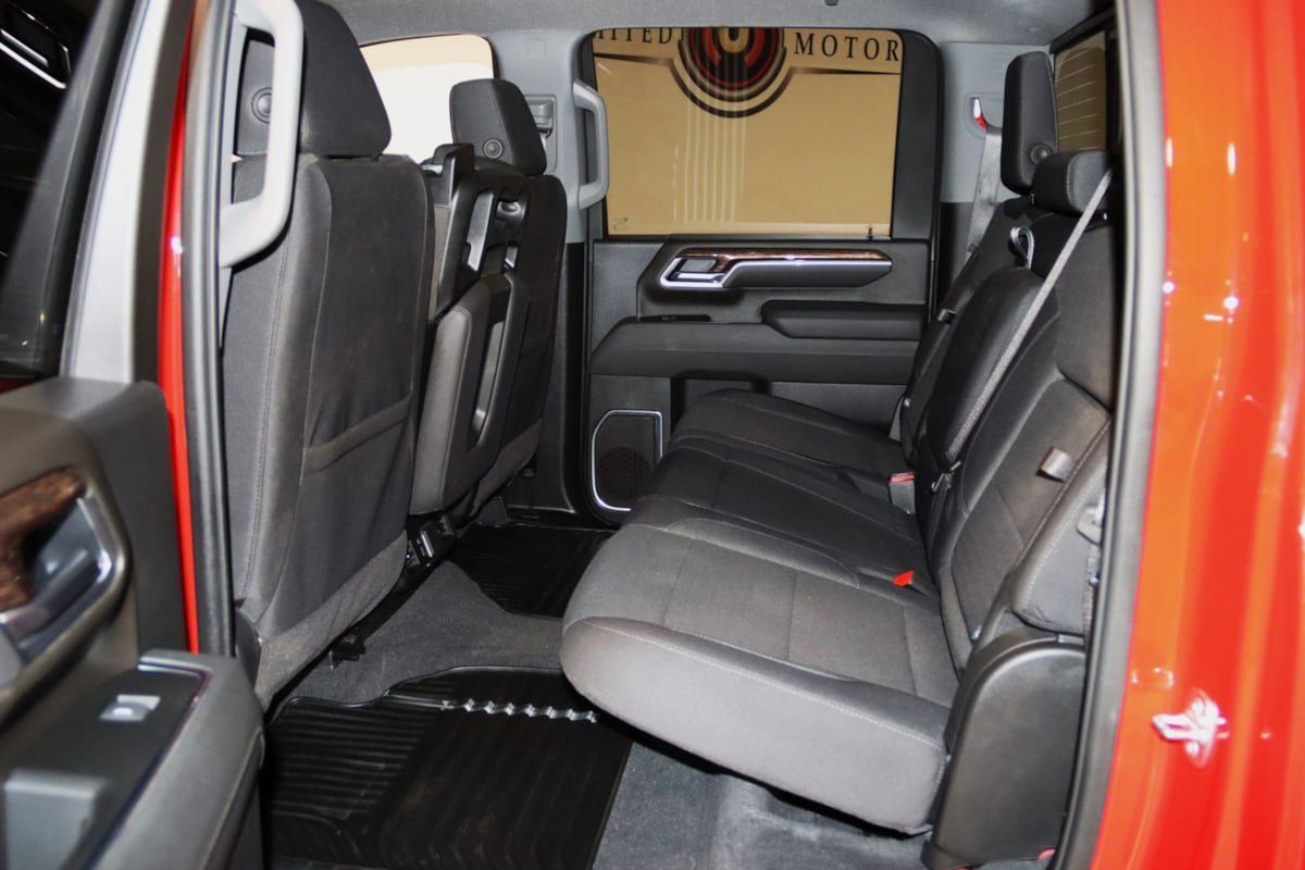 Used 2026 GMC Sierra 3500 SLE w/ SLE Value Package AWD/4WD image 53