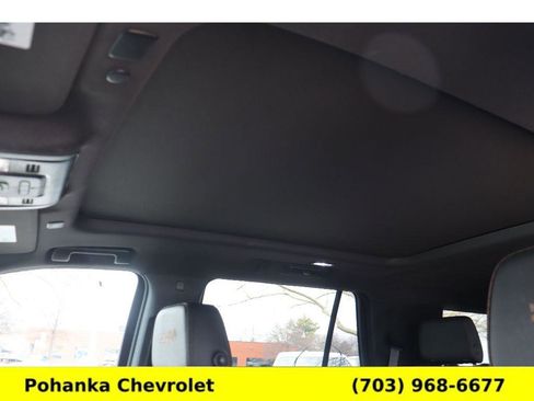 Used 2023 Chevrolet Tahoe High Country w/ Premium Package 2 image 18