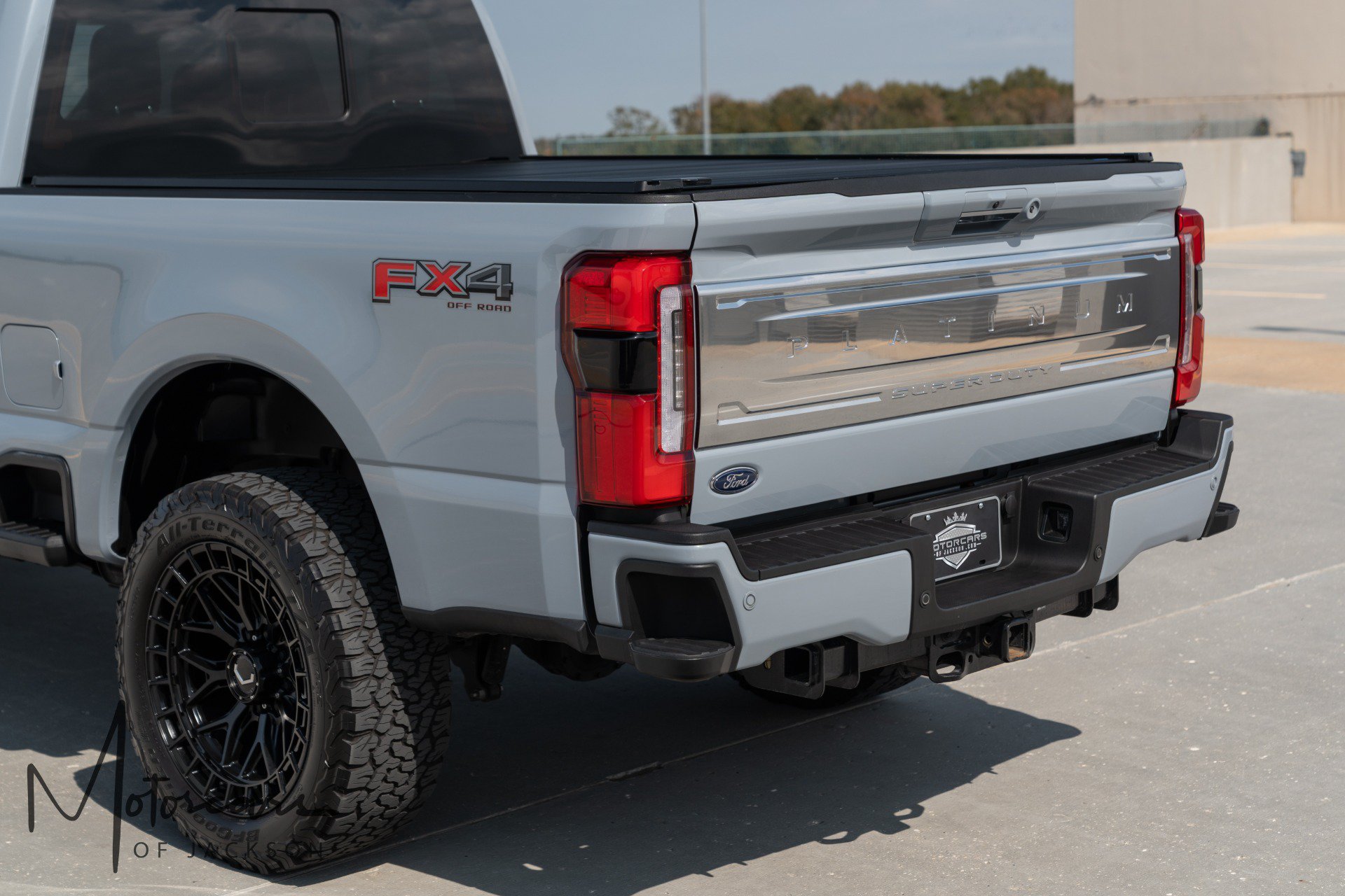 Used 2024 Ford F250 Platinum AWD/4WD image 13