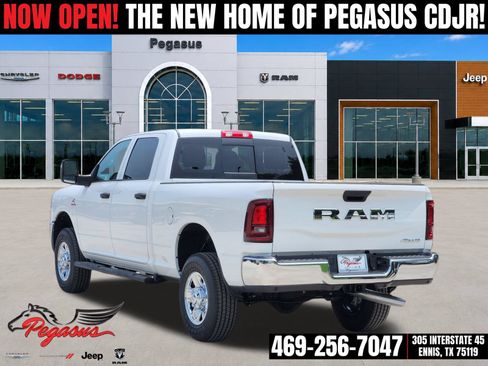 New 2026 RAM 2500 Tradesman AWD/4WD image 4
