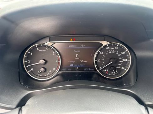 Used 2025 Nissan Altima 2.5 SV FWD image 13