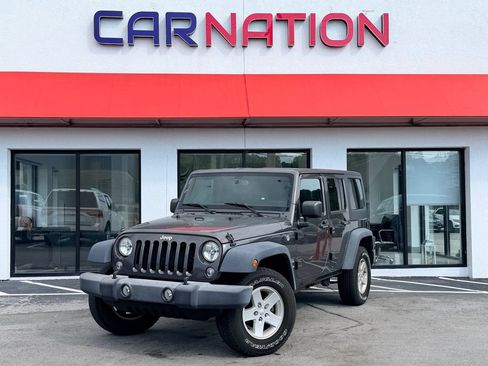 Used 2017 Jeep Wrangler Unlimited Sport w/ Quick Order Package 24S AWD/4WD image 2