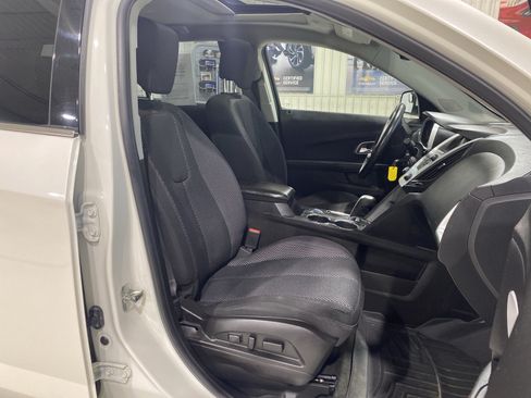Used 2015 Chevrolet Equinox LT w/ Power Convenience Package AWD/4WD image 17