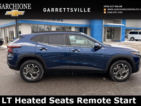 Used 2024 Chevrolet Trax LT w/ Driver Confidence Package image 1