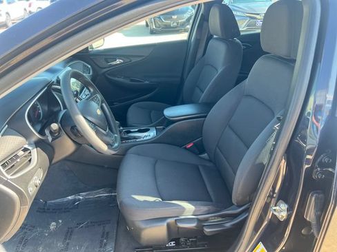 Used 2023 Chevrolet Malibu LS FWD image 11