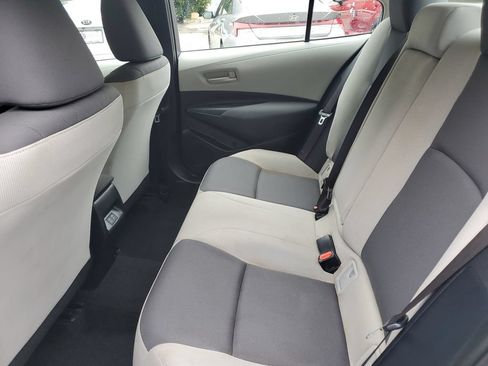 Used 2023 Toyota Corolla LE FWD image 11