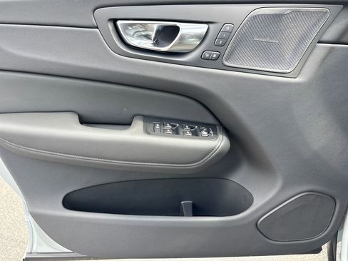 New 2026 Volvo XC60 B5 Ultra AWD/4WD image 9