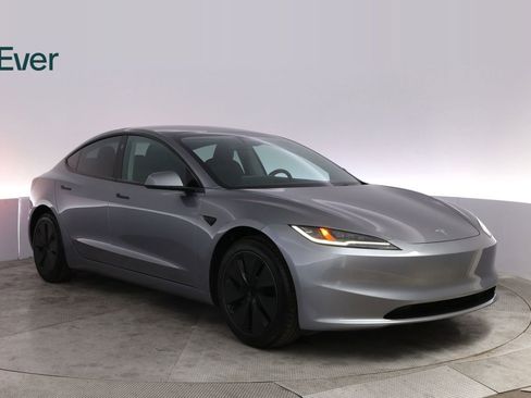 Used 2025 Tesla Model 3 Long Range RWD image 13