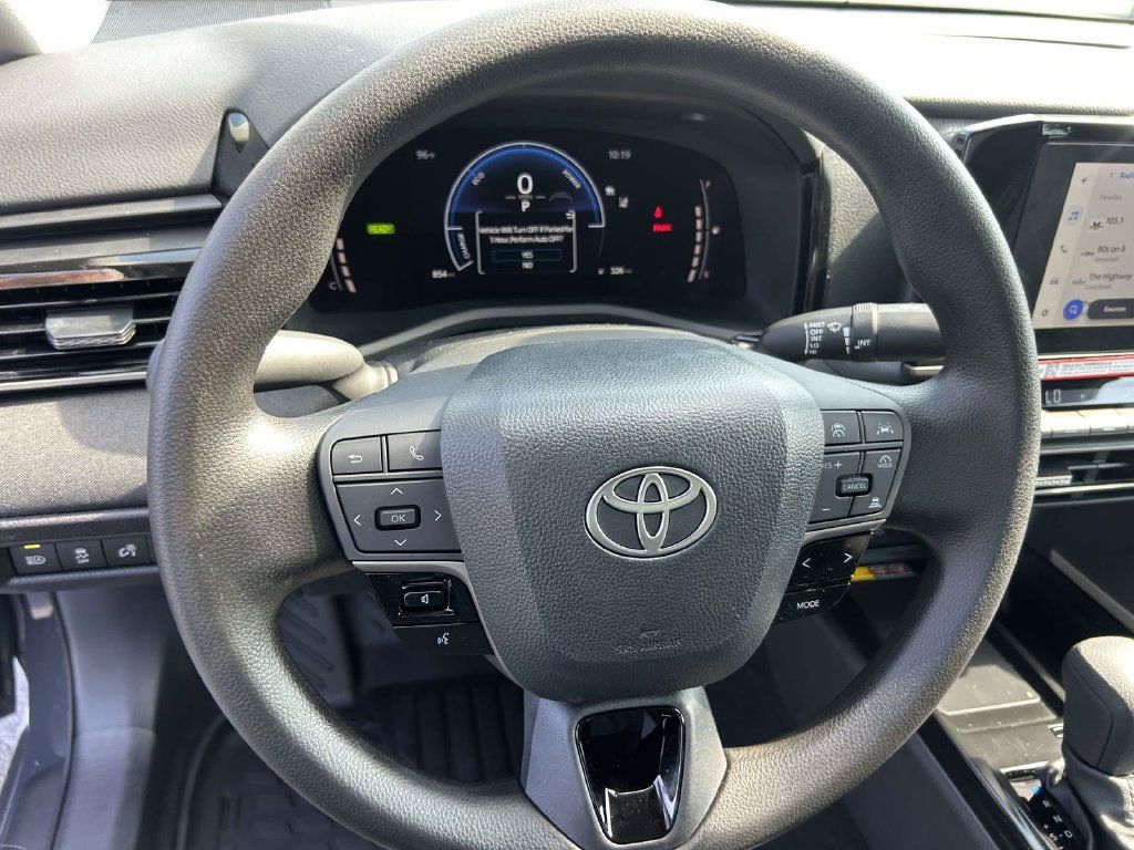 New 2026 Toyota Camry LE FWD image 17