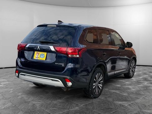 Used 2019 Mitsubishi Outlander SE image 5