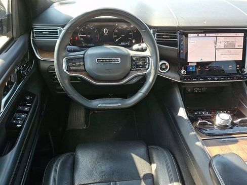 Used 2024 Jeep Grand Wagoneer L 4WD image 12