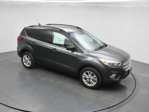 Used 2019 Ford Escape SEL image 34