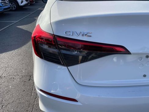 Used 2022 Honda Civic Sport image 16