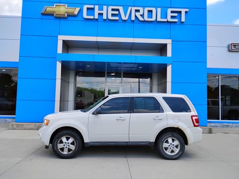 Used 2012 Ford Escape XLS AWD/4WD image 11