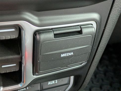 Used 2021 Jeep Wrangler Unlimited Rubicon image 22