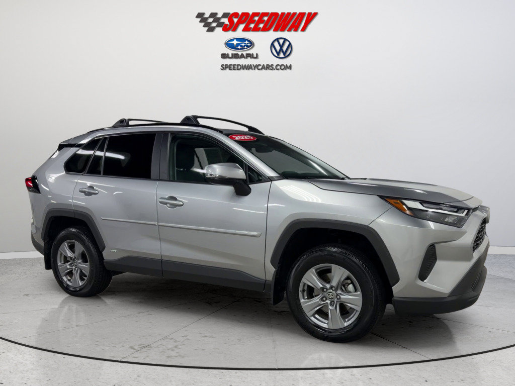 Used 2025 Toyota RAV4 XLE w/ Convenience Package AWD/4WD image 3