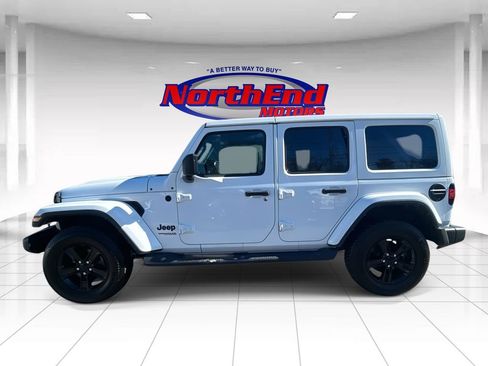 Used 2021 Jeep Wrangler Unlimited Sahara image 6