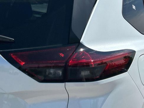 New 2026 Nissan Rogue SV AWD/4WD image 11