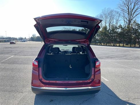 Used 2018 Chevrolet Equinox LT w/ Sun & Infotainment Package image 20