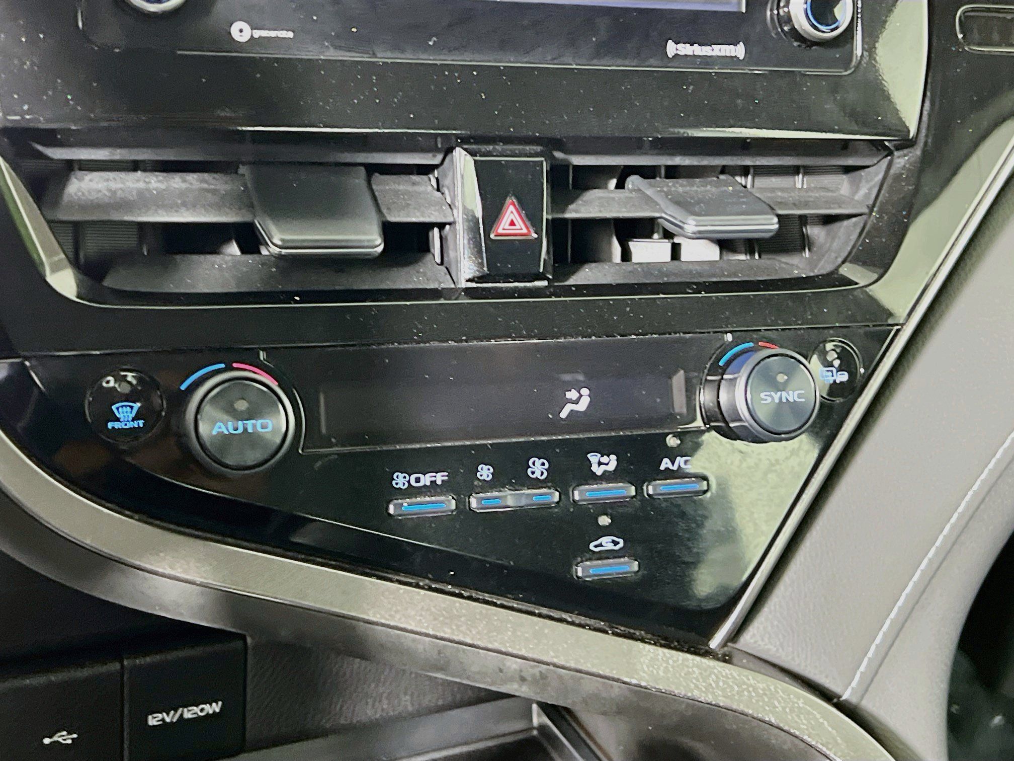 Used 2023 Toyota Camry SE FWD image 25