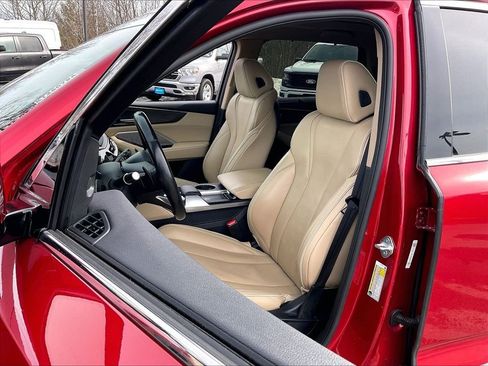 Used 2023 Acura MDX SH-AWD w/ Advance Package image 9
