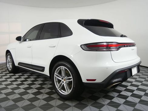 Used 2022 Porsche Macan AWD/4WD image 5