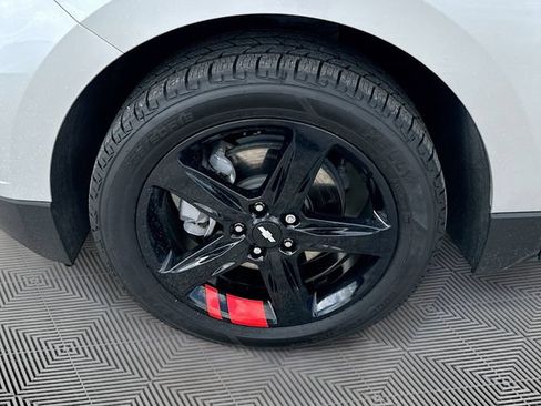 Used 2020 Chevrolet Equinox Premier w/ Premier Redline Edition FWD image 29