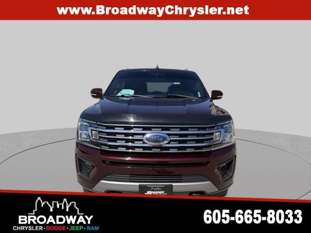 Used 2020 Ford Expedition XLT w/ Equipment Group 202A AWD/4WD image 2
