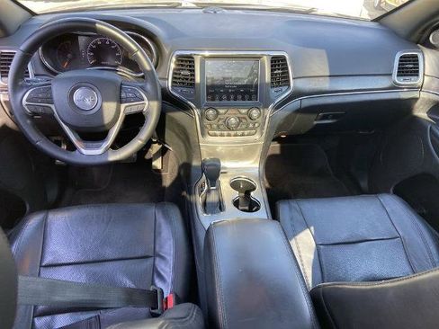 Used 2018 Jeep Grand Cherokee Limited w/ Luxury Group II image 17