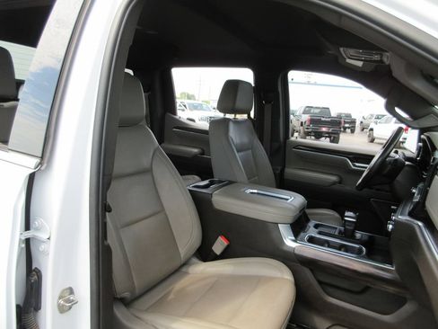 Used 2022 GMC Sierra 1500 SLT w/ SLT Premium Package AWD/4WD image 22