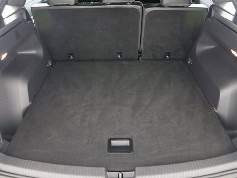 Used 2022 Volkswagen Atlas Cross Sport SE image 21