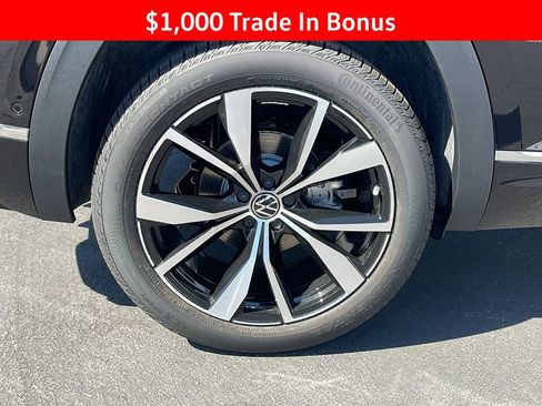 New 2026 Volkswagen Atlas Cross Sport SEL Premium R-Line AWD/4WD image 32