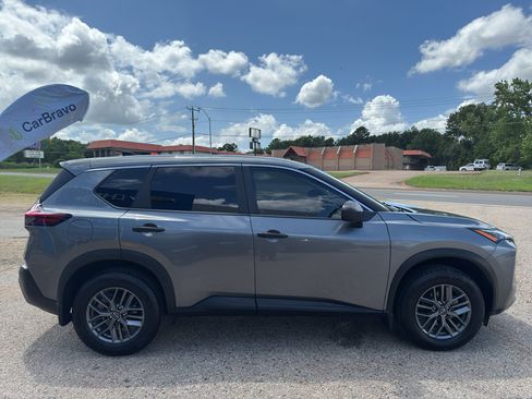 Used 2023 Nissan Rogue S FWD image 33