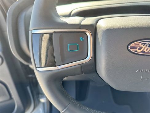 Certified 2025 Ford Expedition Active image 32