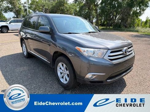 Used 2013 Toyota Highlander SE AWD/4WD image 1