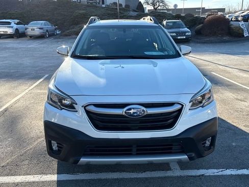 Used 2022 Subaru Outback Limited image 8