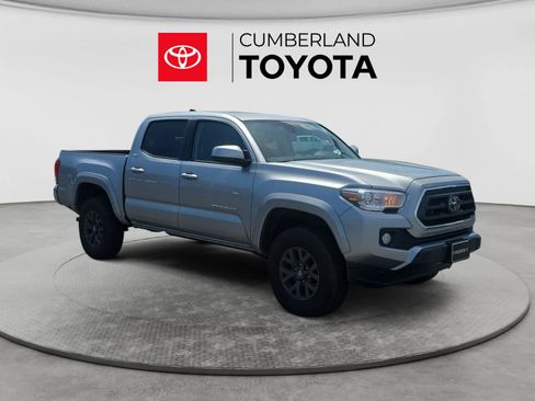 Used 2023 Toyota Tacoma SR5 AWD/4WD image 7