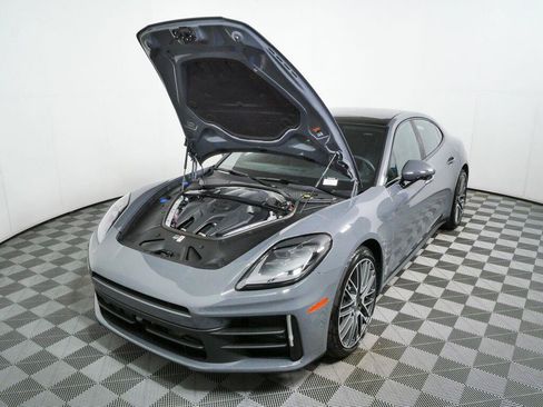 New 2026 Porsche Panamera image 34