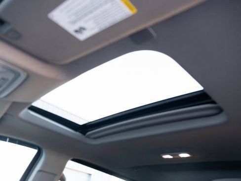 Used 2024 GMC Sierra 1500 Denali image 13