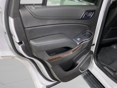 Used 2019 Chevrolet Tahoe LT AWD/4WD image 14