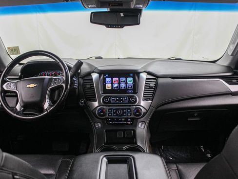 Used 2020 Chevrolet Tahoe LT w/ RST Edition AWD/4WD image 31