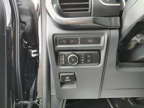 Certified 2022 Ford F150 XLT w/ Equipment Group 302A High image 12