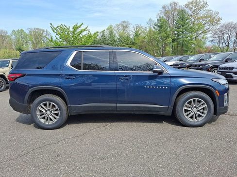 Used 2022 Chevrolet Traverse LT AWD/4WD image 7