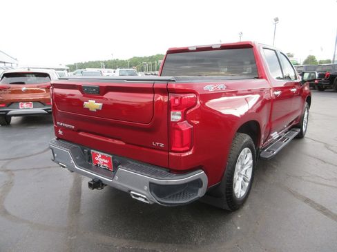 Certified 2022 Chevrolet Silverado 1500 LTZ AWD/4WD image 5